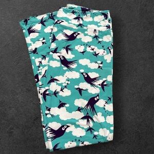 Lularoe TC leggings blue clouds with birds HTF